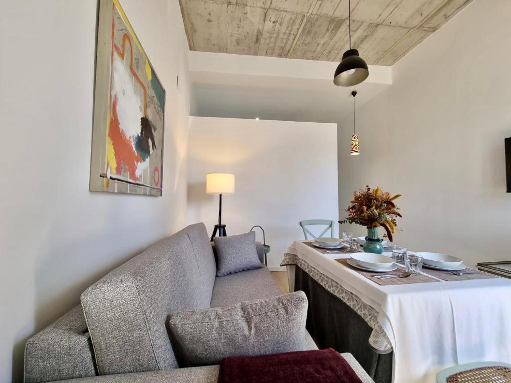 Apartamentos Rg Hospital Valme Sewilla Zewnętrze zdjęcie