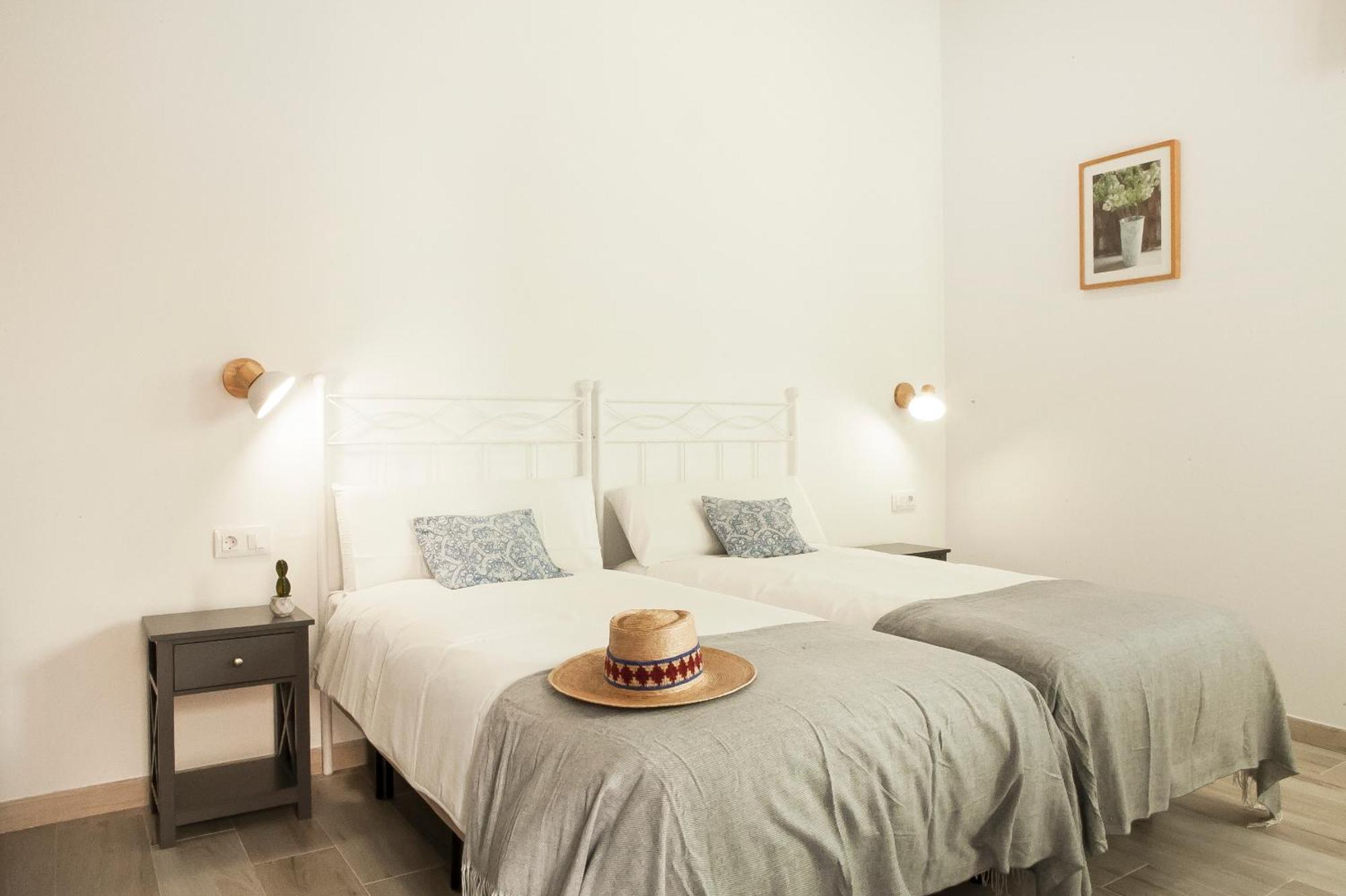 Apartamentos Rg Hospital Valme Sewilla Zewnętrze zdjęcie