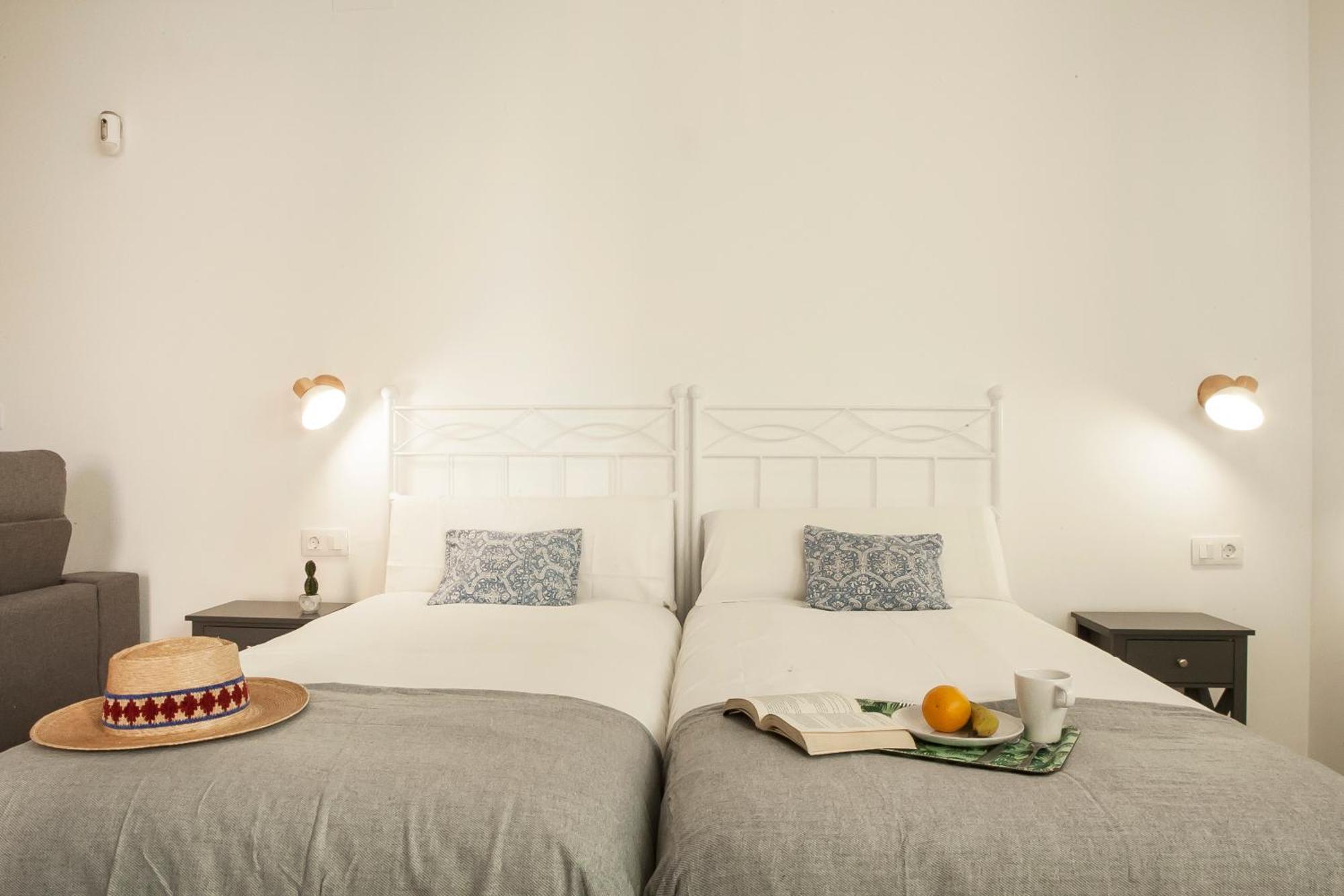 Apartamentos Rg Hospital Valme Sewilla Zewnętrze zdjęcie
