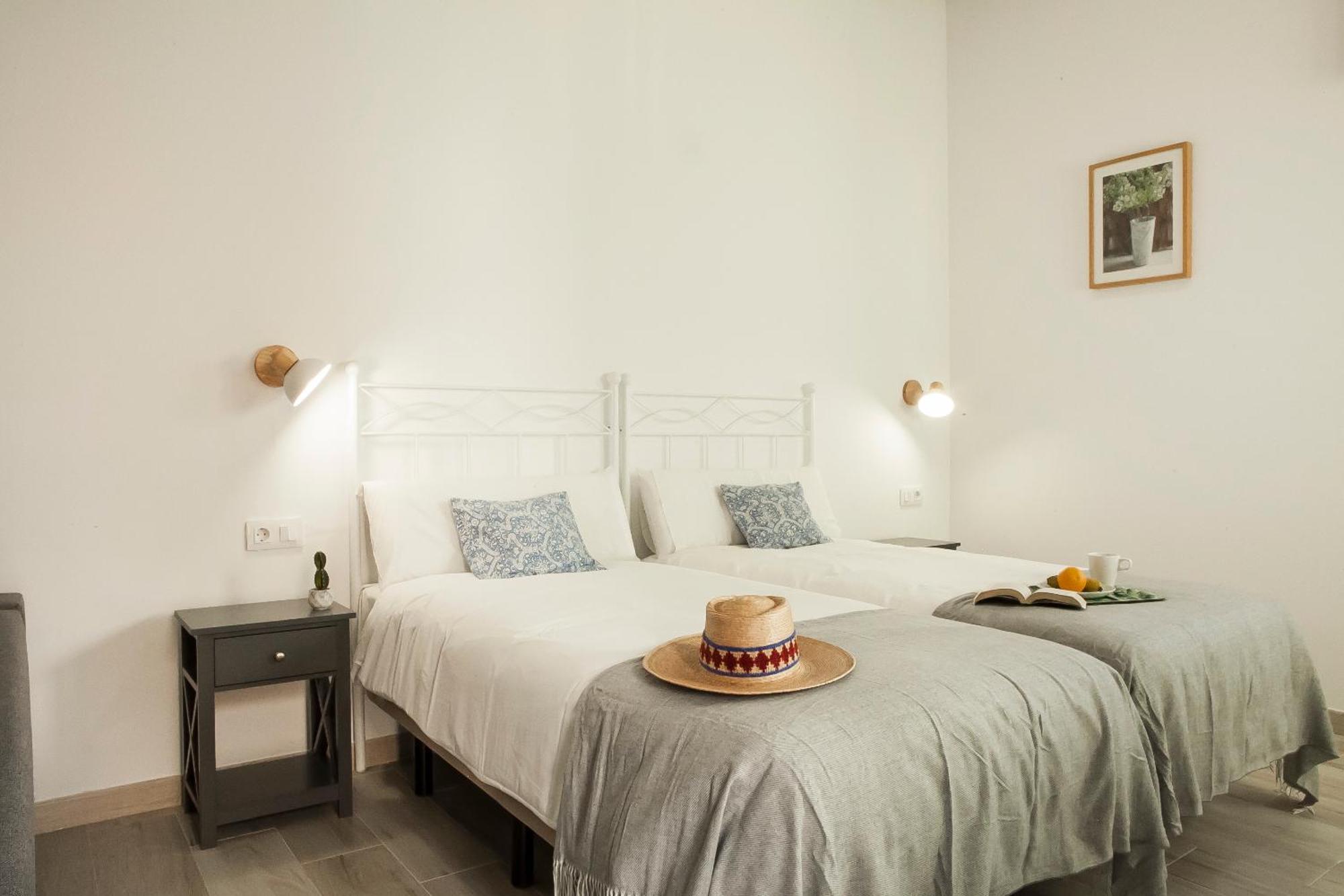 Apartamentos Rg Hospital Valme Sewilla Zewnętrze zdjęcie