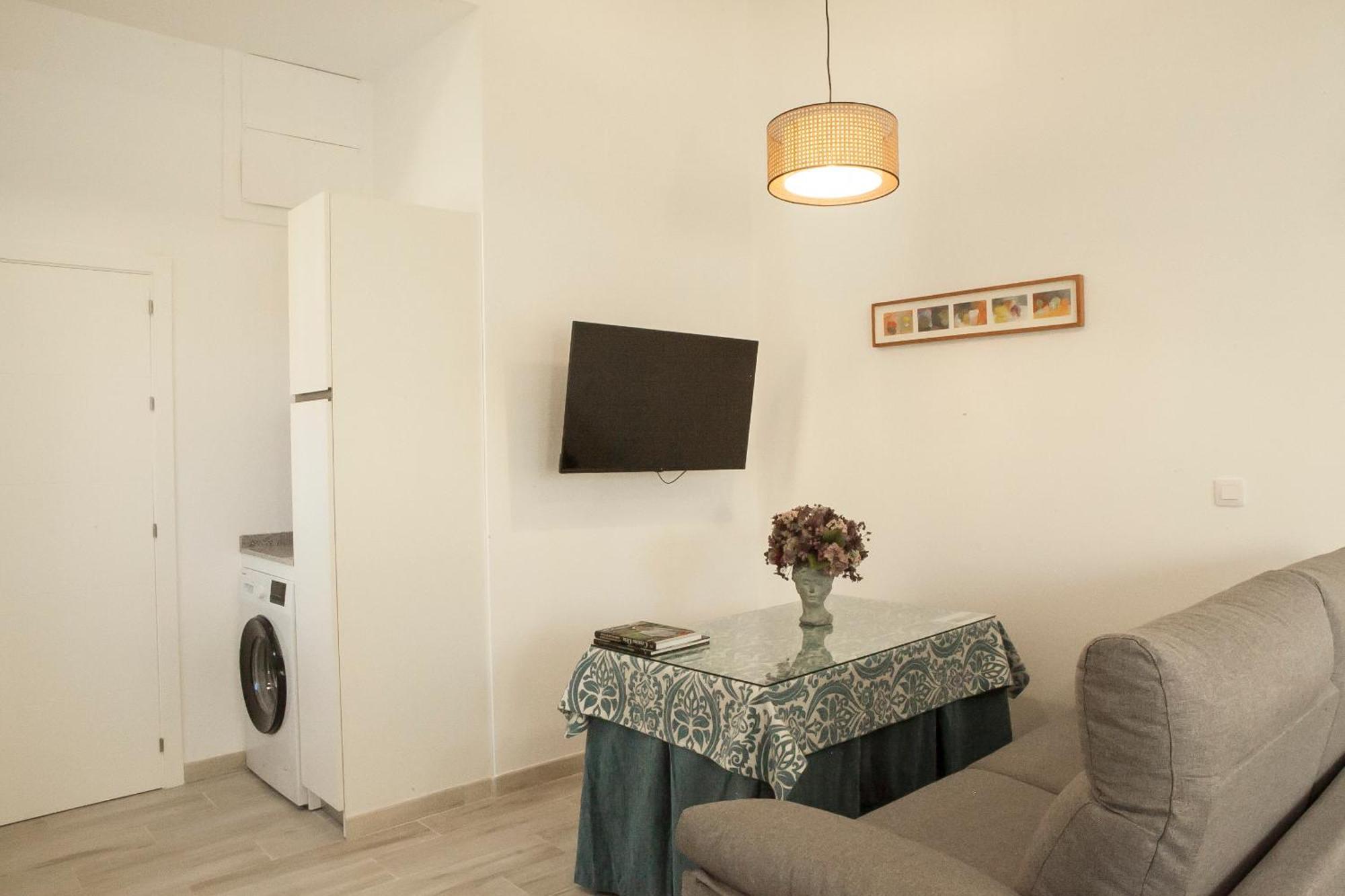 Apartamentos Rg Hospital Valme Sewilla Zewnętrze zdjęcie