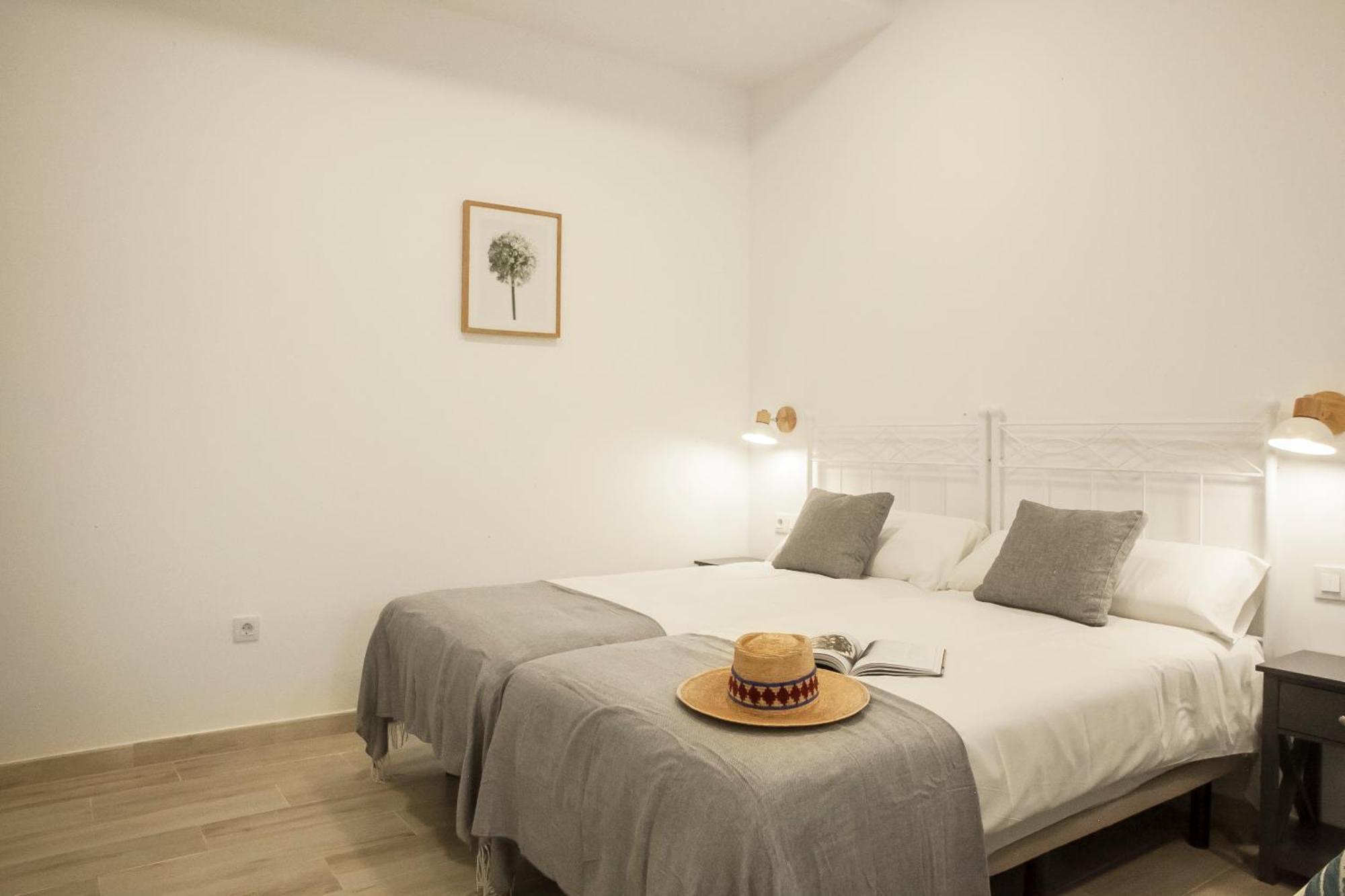 Apartamentos Rg Hospital Valme Sewilla Zewnętrze zdjęcie