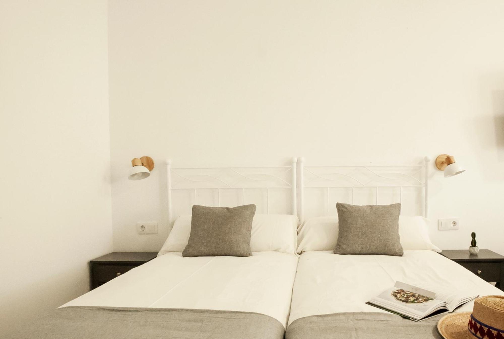 Apartamentos Rg Hospital Valme Sewilla Zewnętrze zdjęcie
