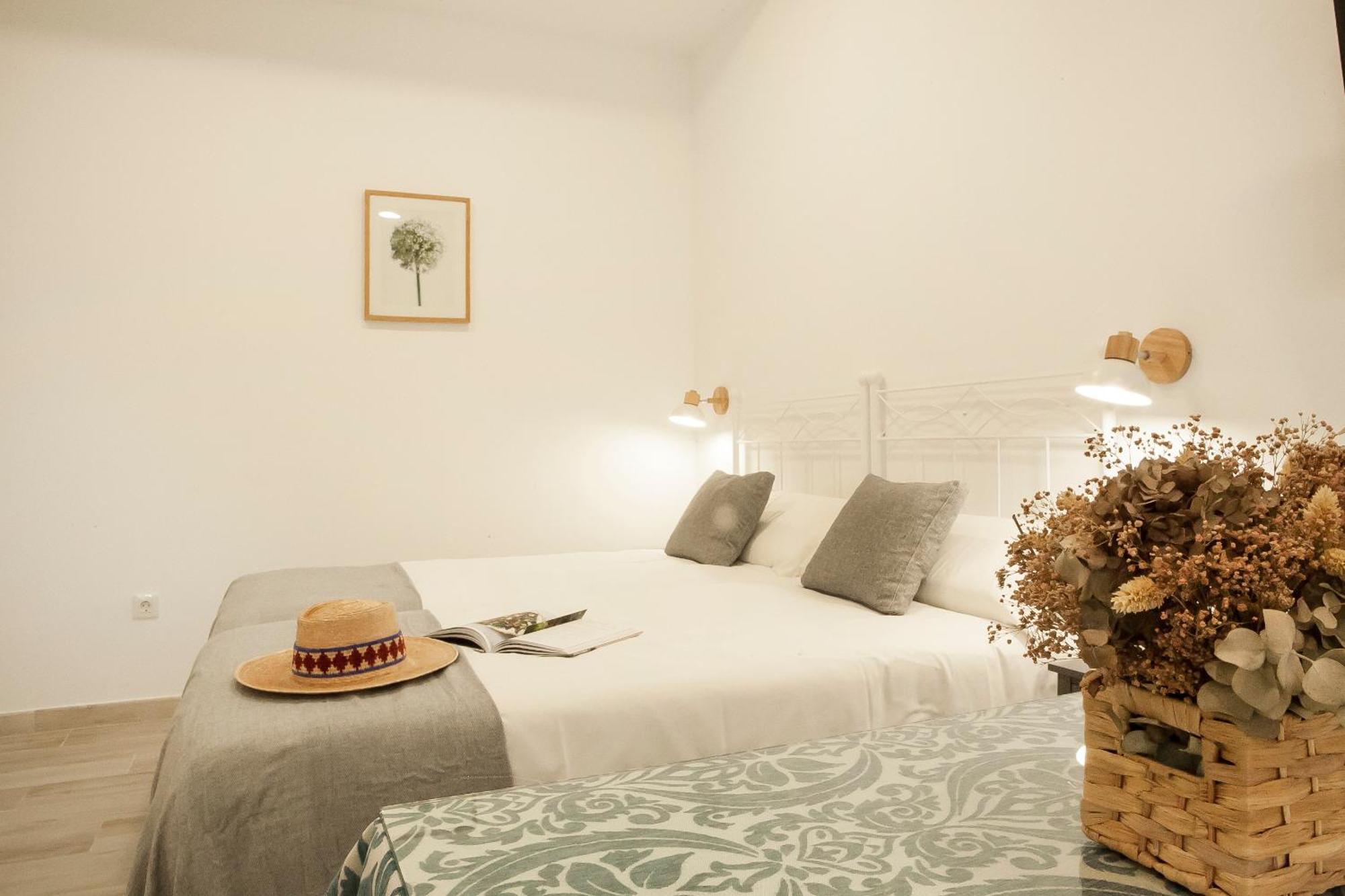 Apartamentos Rg Hospital Valme Sewilla Zewnętrze zdjęcie